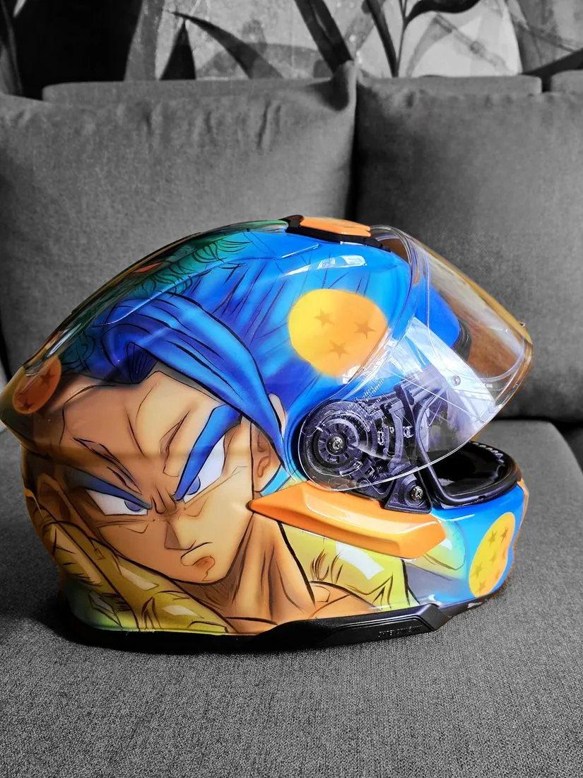 Helmet – Goku and Shenron – moto, airbrush, Klaudia Kazuch